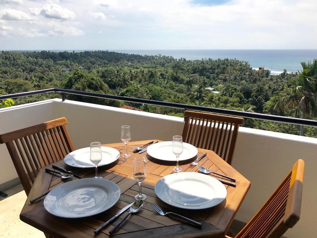 Lara'S Place Unawatuna Bagian luar foto