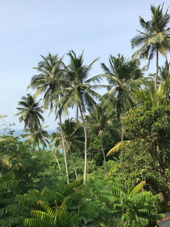 Lara'S Place Unawatuna Bagian luar foto