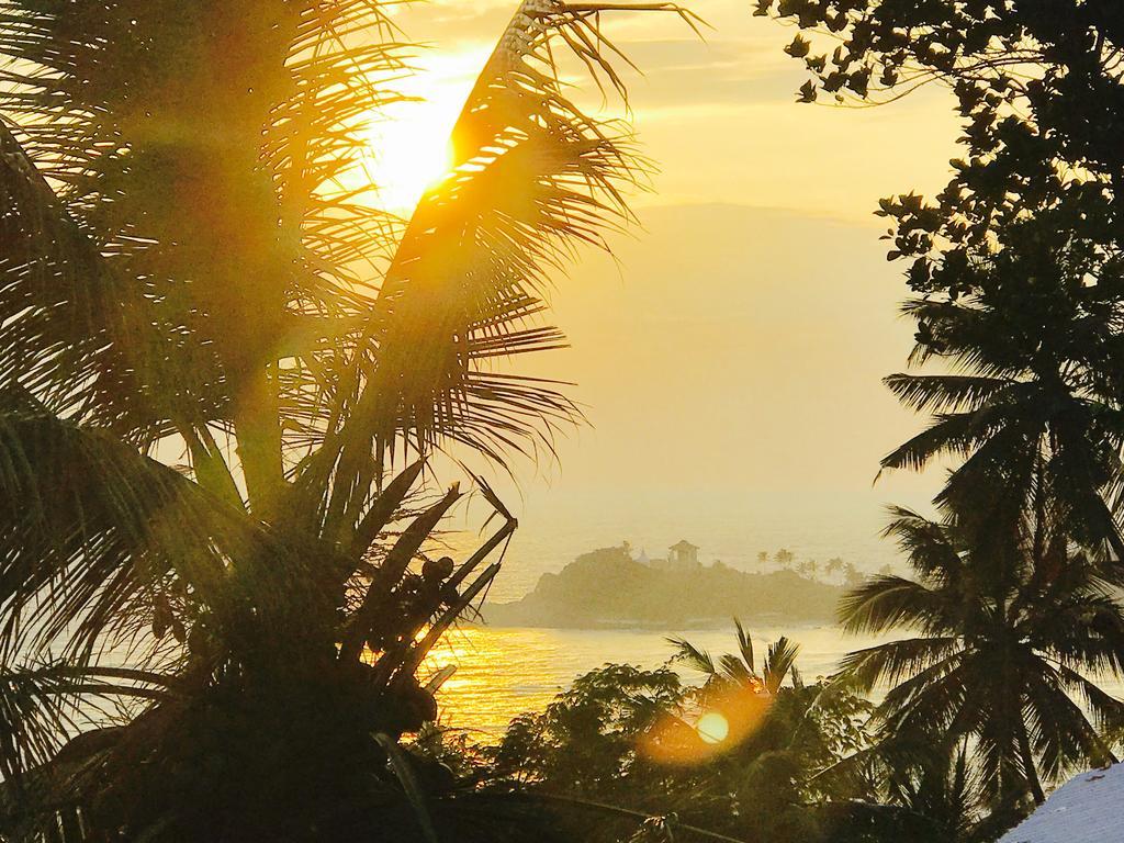 Lara'S Place Unawatuna Bagian luar foto