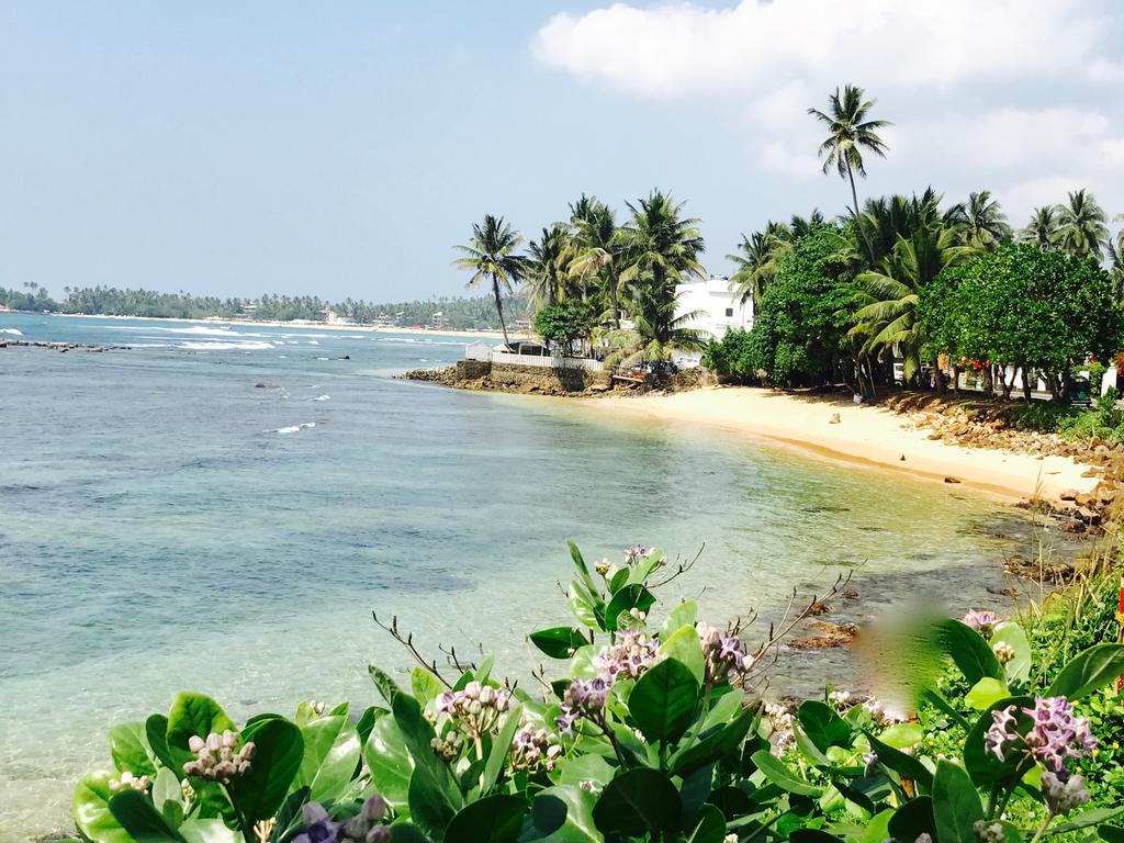 Lara'S Place Unawatuna Bagian luar foto