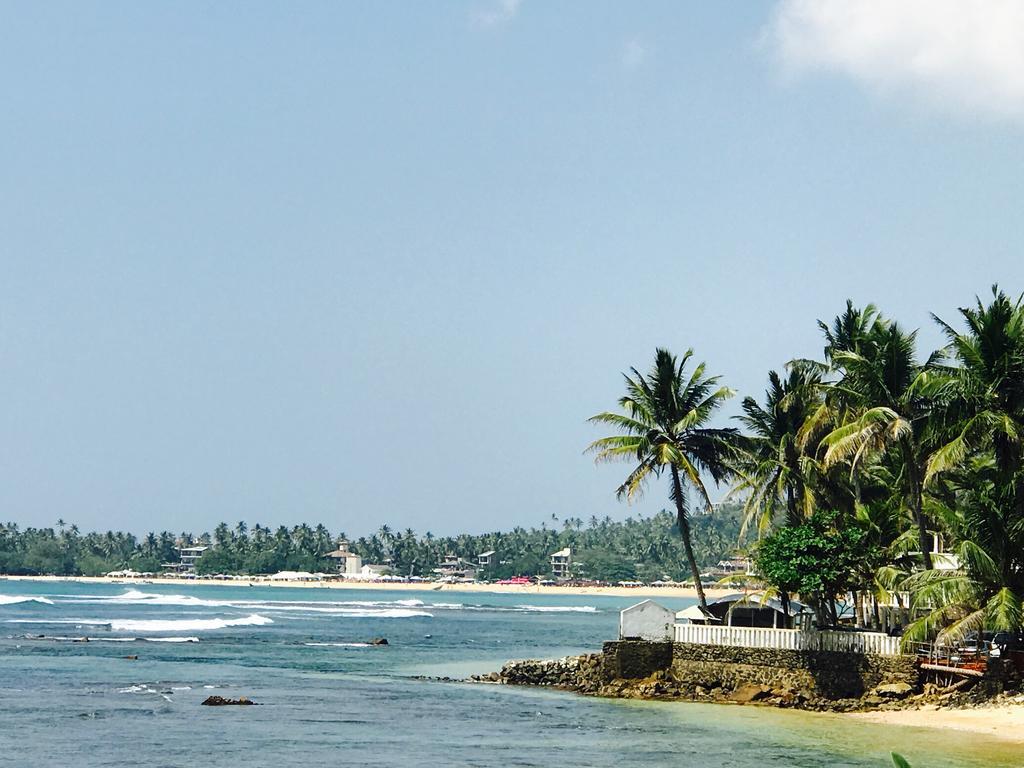 Lara'S Place Unawatuna Bagian luar foto