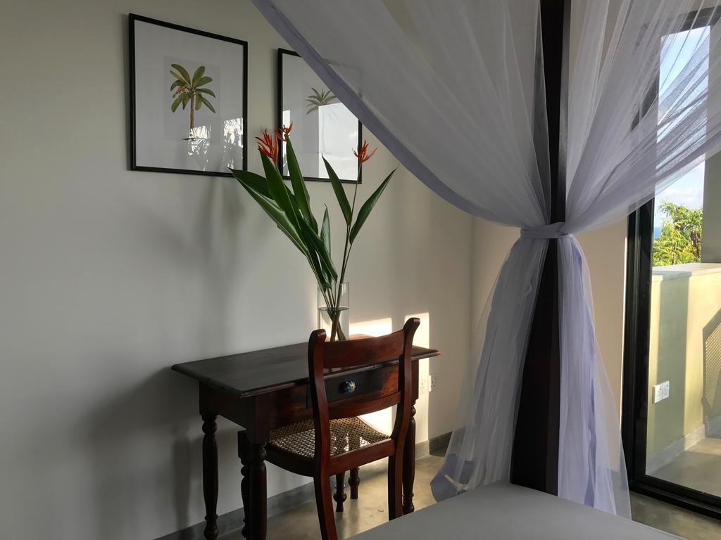 Lara'S Place Unawatuna Bagian luar foto